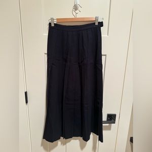 Vintage Charter Club Black Pleated Skirt sized 4